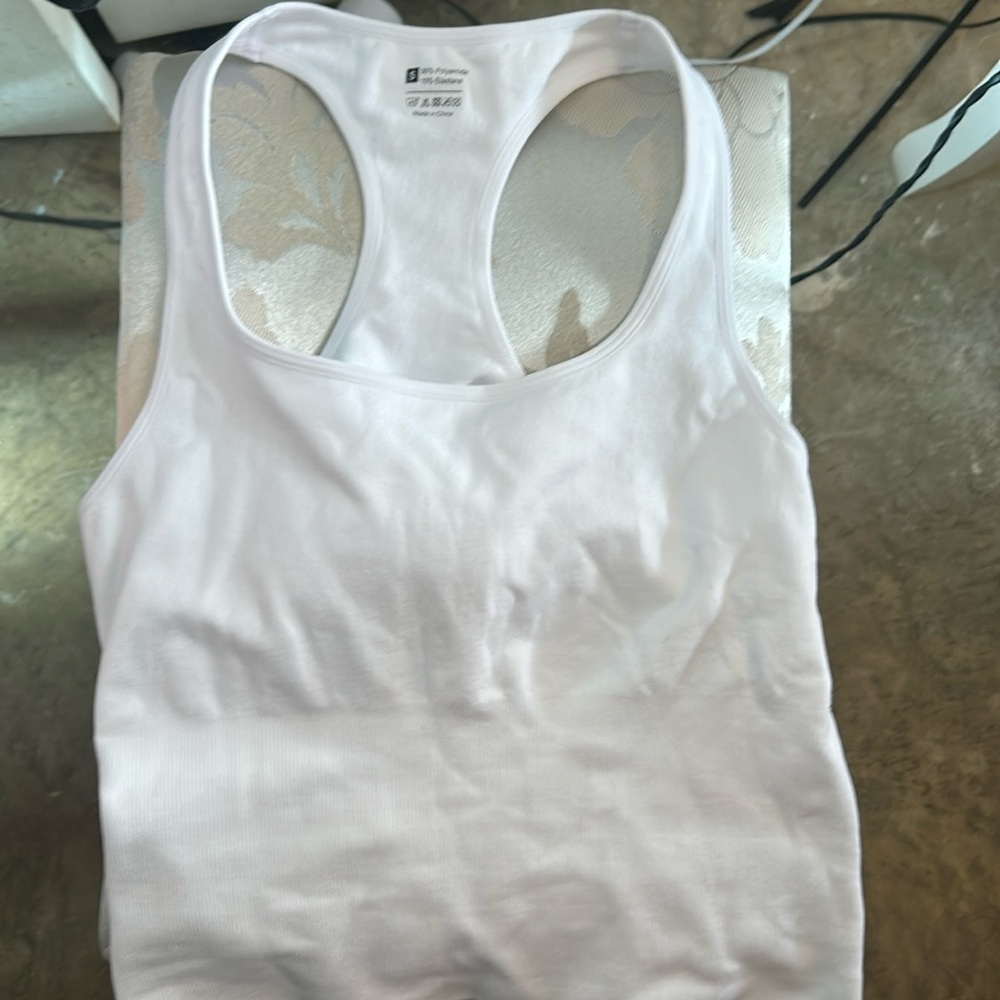 Yoga basic cut out racer back sports tank top white